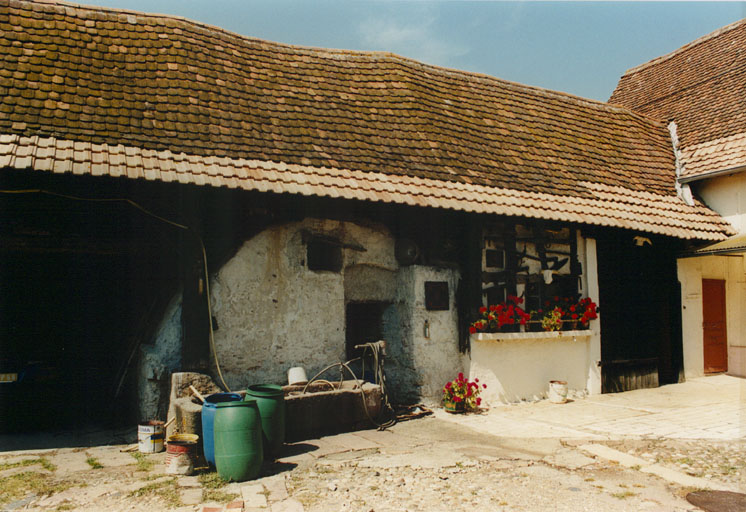 Cave à betteraves, depuis le sud.