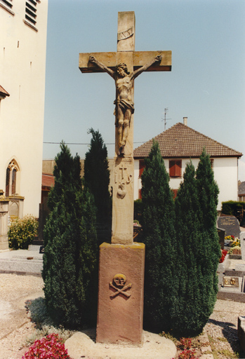 Croix de cimetière