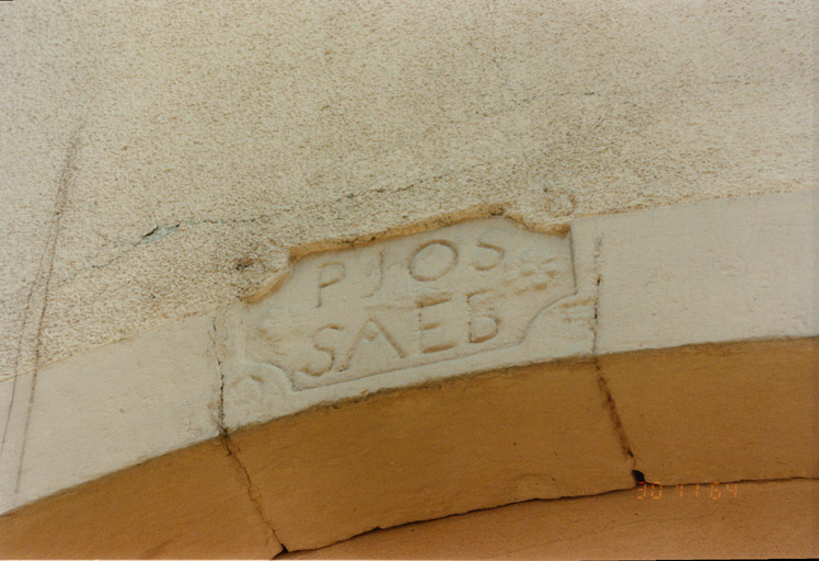 Claveau de la porte cochère.