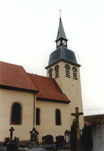 Le choeur et le clocher depuis le sud-ouest.