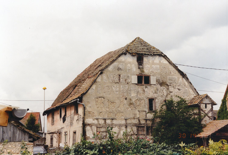 Gouttereau sud et pignon est. Vue d'ensemble.