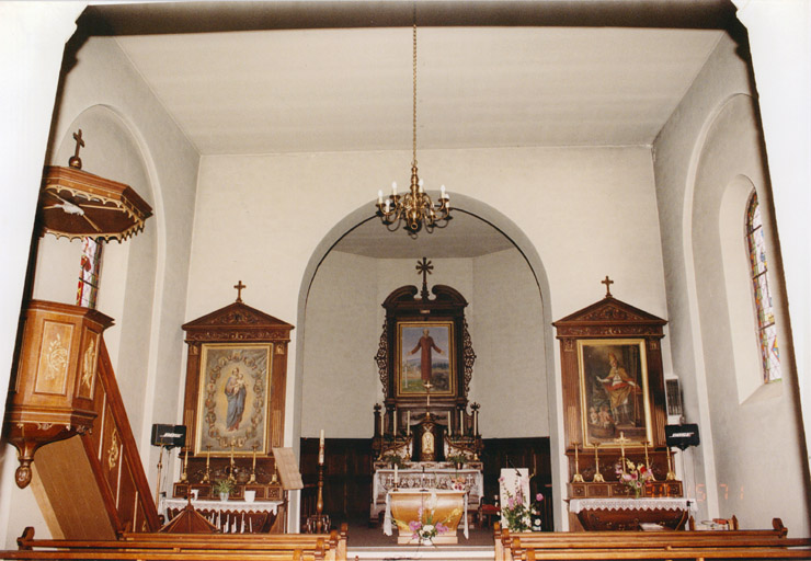 Intérieur de la nef. Vue d'ensemble.