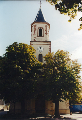 Clocher depuis l'ouest : vue d'ensemble.