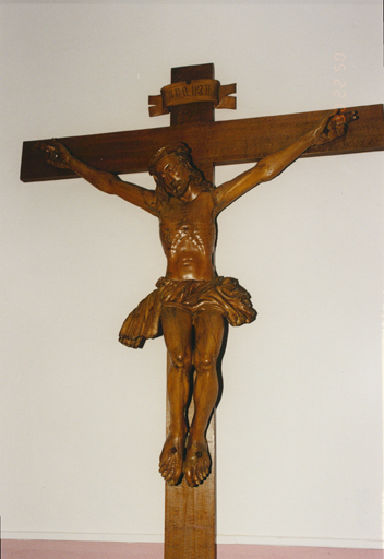 Croix : Christ en croix