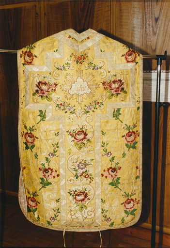 Chasuble, limite 19e-20e siècle. Vue de dos.