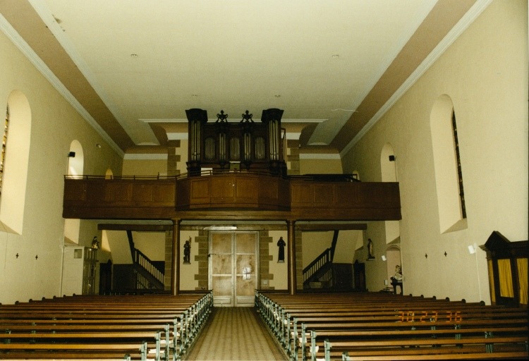 Vue d'ensemble de la tribune d'orgue depuis le choeur.