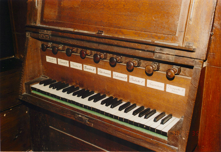 Console, restaurée en 1984. Vue de détail..