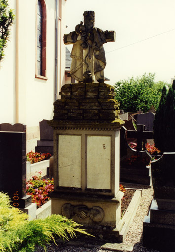 Monument sépulcral de Anne Marie Eckerlé et C. Mertz. Vue d'ensemble.