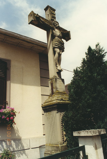 Croix de chemin G. Vue d'ensemble.