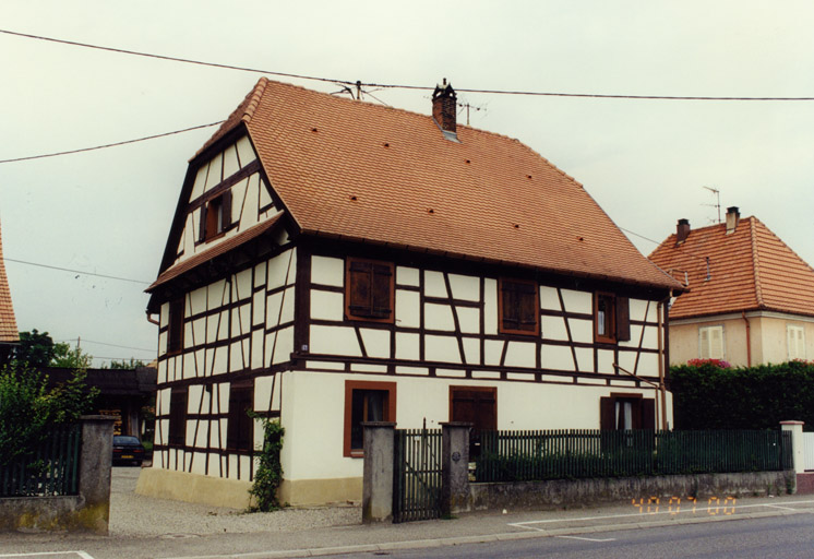 Ferme, auberge Zum Pflug