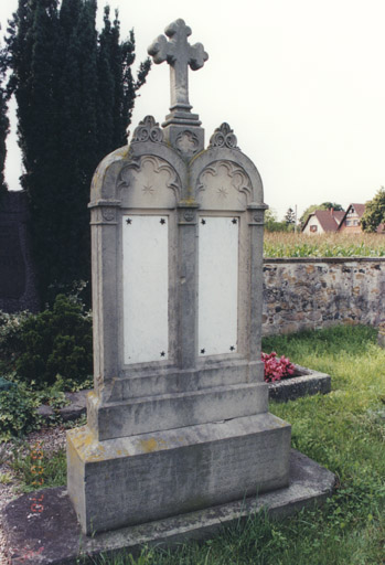 Monument sépulcral de J. J. Oberlin et A. M. Baltzinger. Vue d'ensemble.