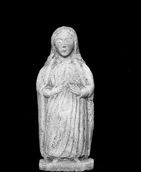 Statuette : sainte