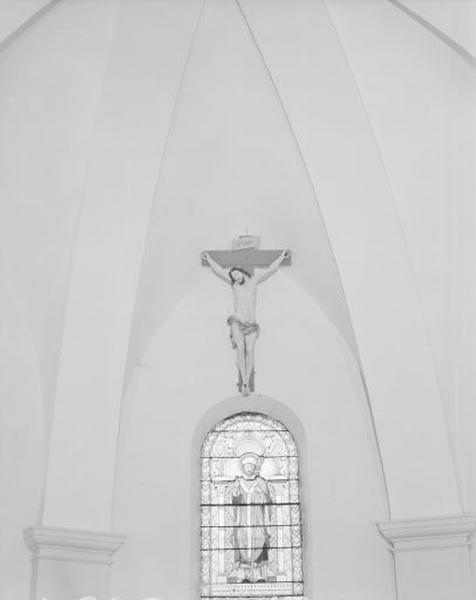 Croix : Christ en croix