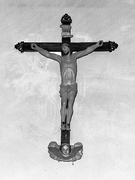 Croix : Christ en croix (1)