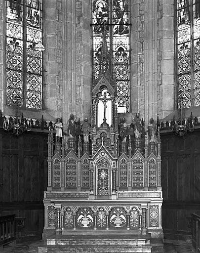 Autel, gradin d'autel, tabernacle, retable (ensemble du maître-autel)