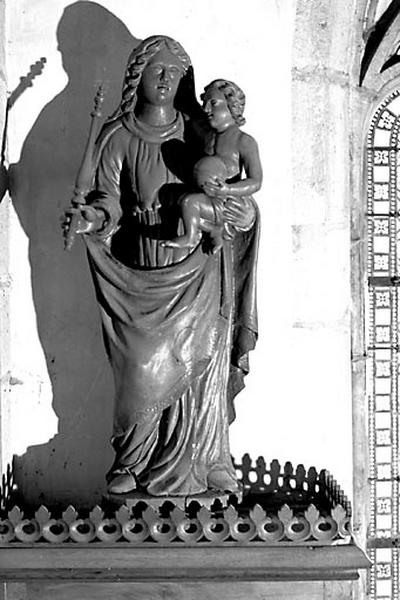 Statue : Vierge à l'Enfant