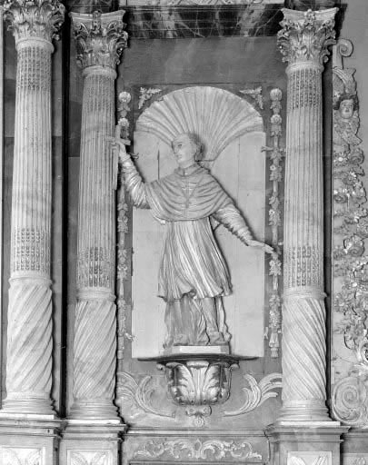 Statue de saint François-Xavier vu de face (à droite du maître-autel).