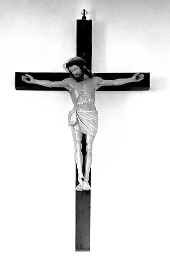 Croix : Christ en croix