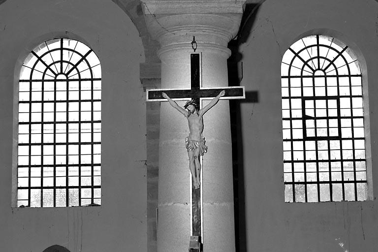 Croix : Christ en croix