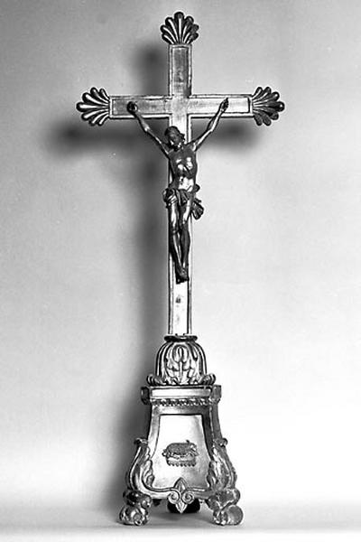 Croix d'autel