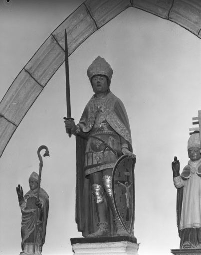 Statue : saint Emiliand