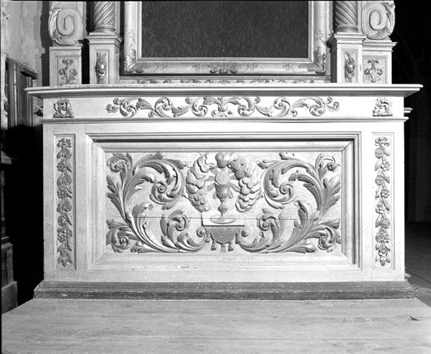 Face antérieure de l'autel.