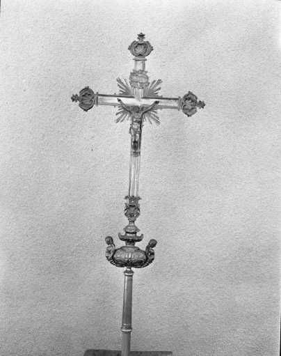 Croix de procession : la Vierge.