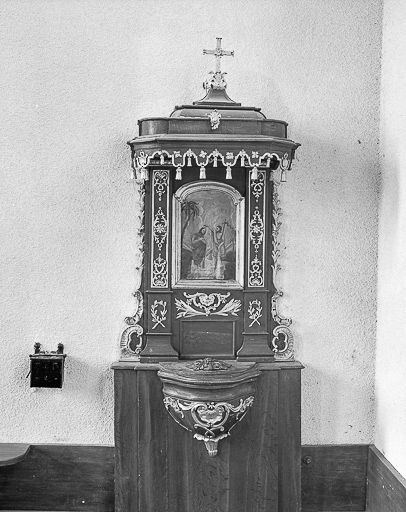 Vue d'ensemble. ; Fonts baptismaux.