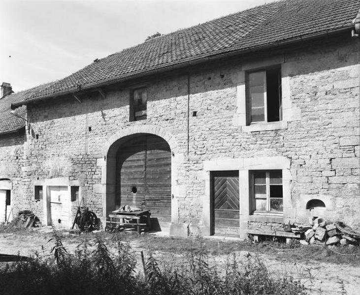 Façade antérieure.