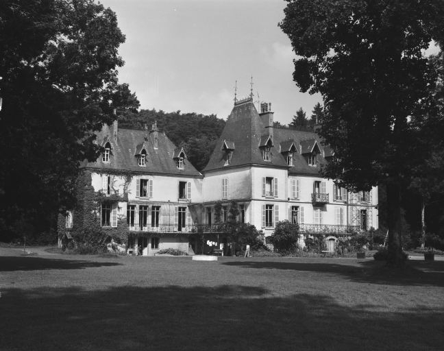 Façades postérieures du château.
