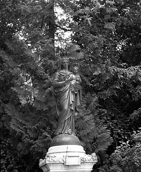 Statue : Vierge à l'Enfant dite Notre-Dame du Chêne