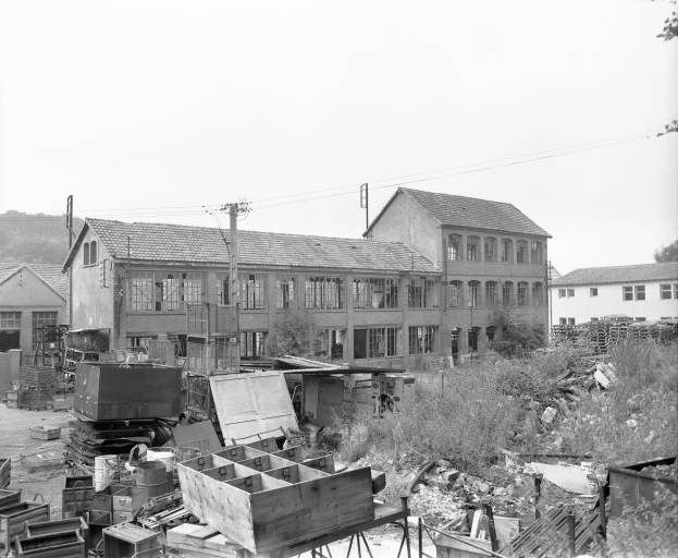 Atelier de fabrication des mécanismes (?) en 1981.