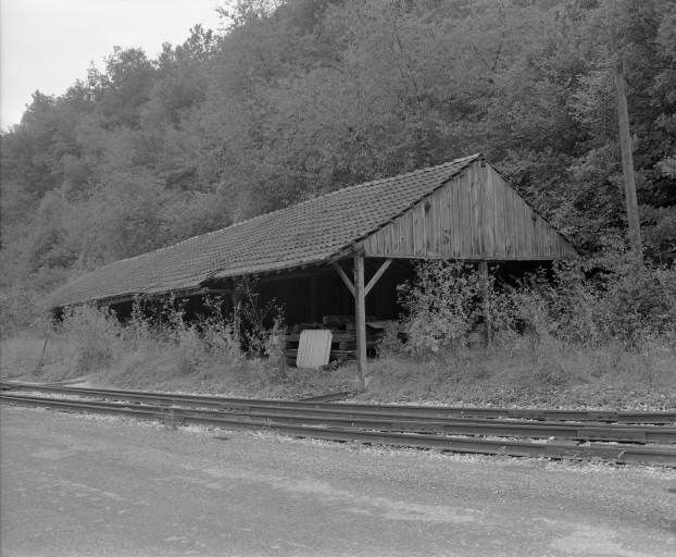 Magasin industriel en 1981.