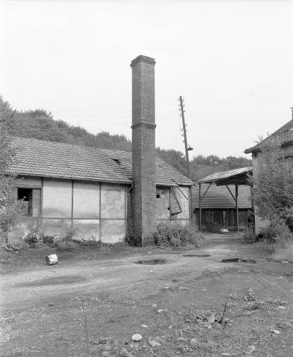La chaufferie et sa cheminée en 1981.