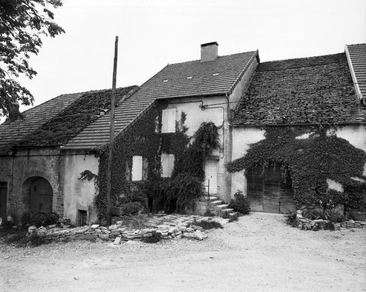 Façade antérieure.