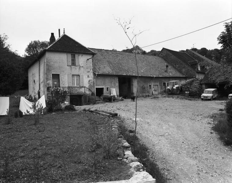 Façade antérieure.