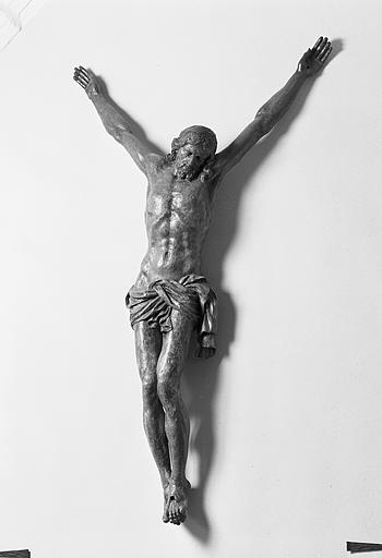 Croix : Christ en croix