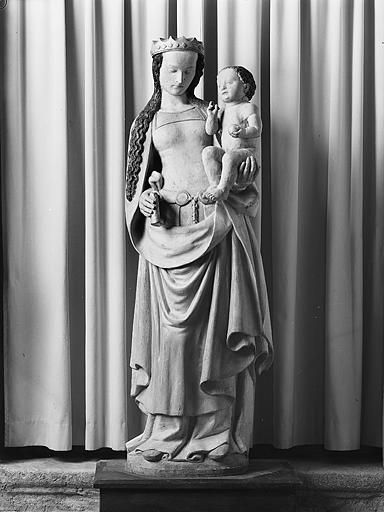 Statue : Vierge à l'Enfant