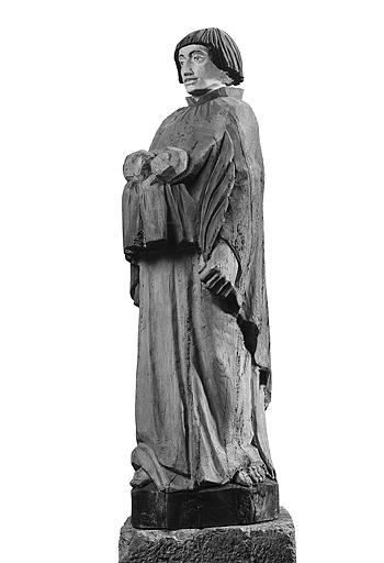 Statue : saint Etienne