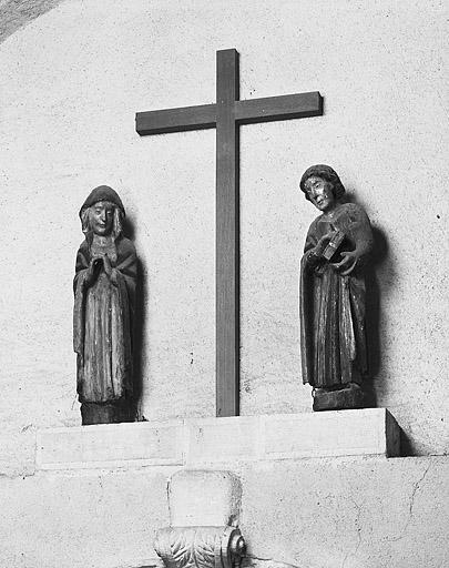 2 statues : Vierge et saint Jean