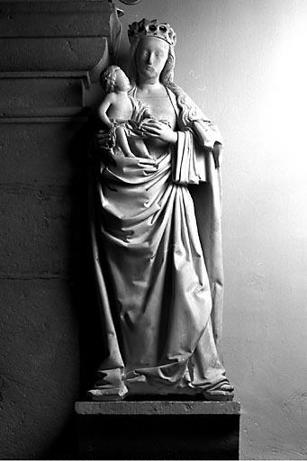 Statue : Vierge à l'Enfant