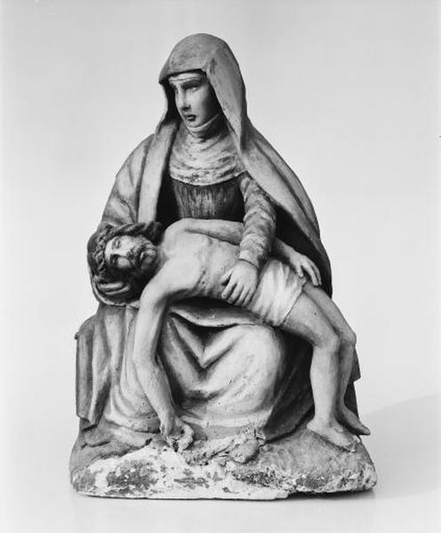 Groupe sculpté : Vierge de Pitié