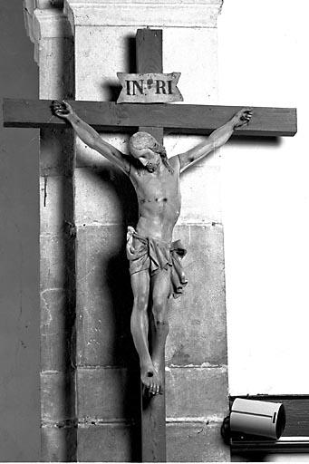 Croix : Christ en croix