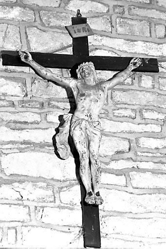 Croix : Christ en croix