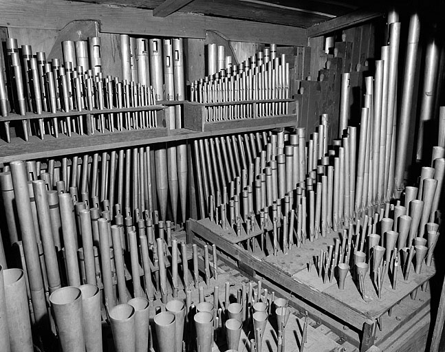 Tuyauterie du grand orgue.