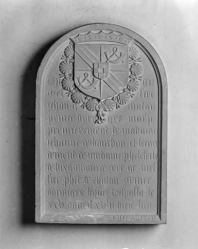 Epitaphe de Jean IV de Chalon Arlay. - © Région Franche-Comté, Inventaire du patrimoine, ADAGP