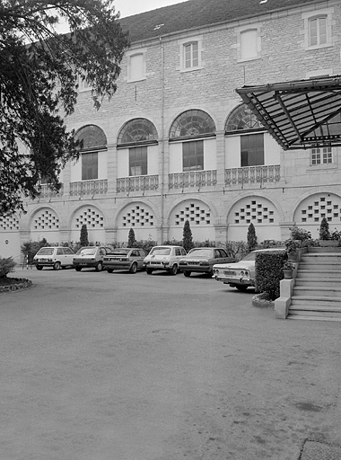 Bâtiments conventuels, cour intérieure, façade nord.