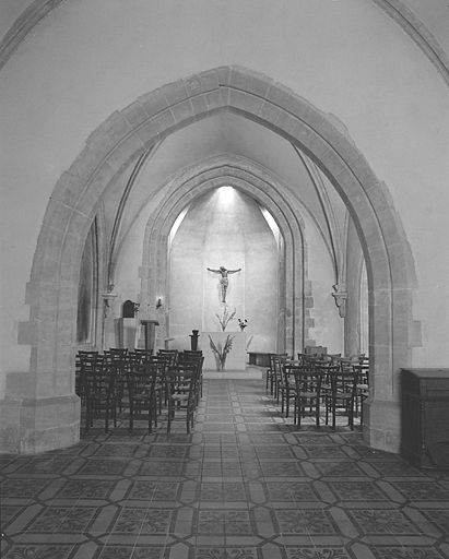 Eglise, cinquième et sixième chapelles gauches.