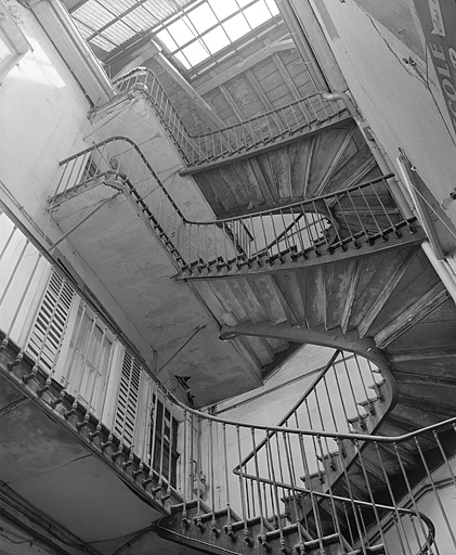 L'escalier, vue générale.