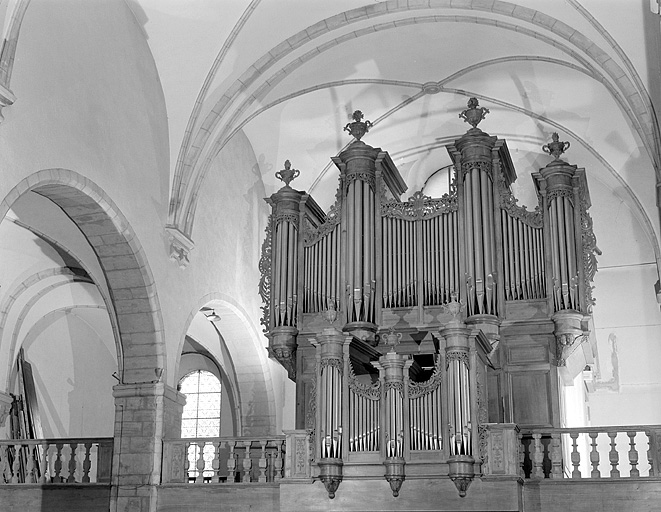 Grand orgue, vu de trois quarts droit. - © Région Franche-Comté, Inventaire du patrimoine, ADAGP